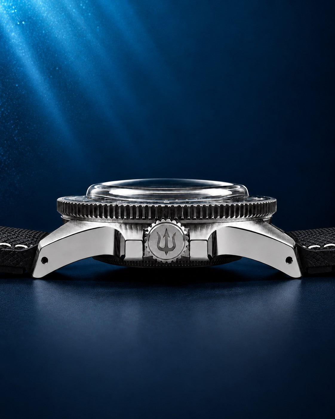 Side profile of SANDAHL CENTURION Blackwater, showing the domed crystal, steel case and trident-engraved crown.