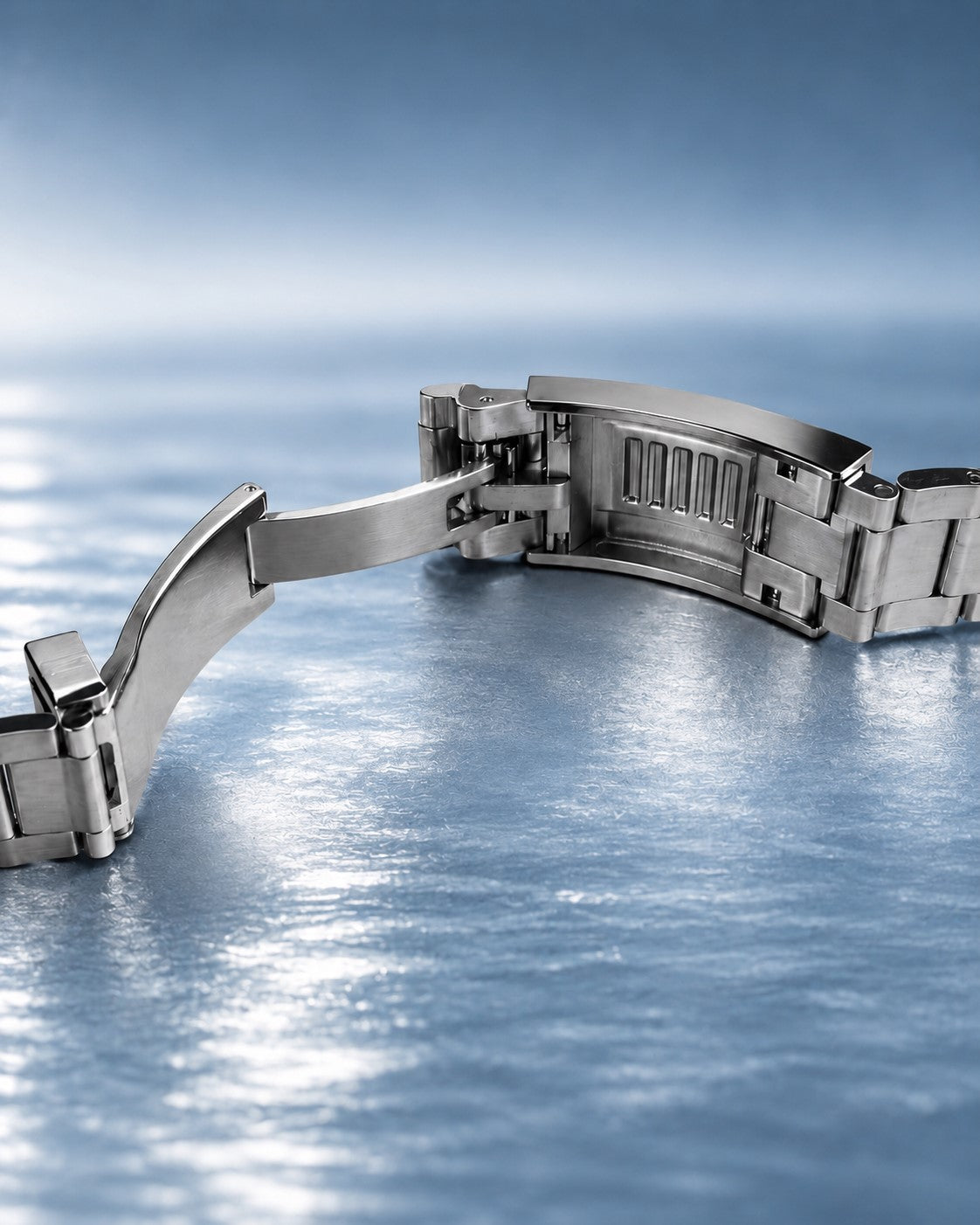 SANDAHL SHALLOW stainless steel bracelet with the folding clasp open.
